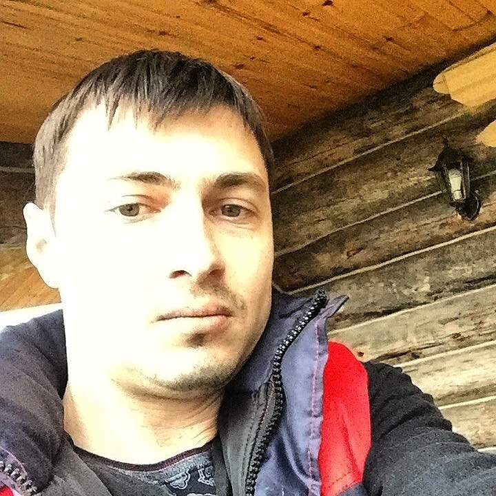 Надир Ахмедов